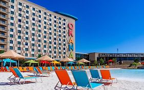 Okana Resort And Indoor Waterpark